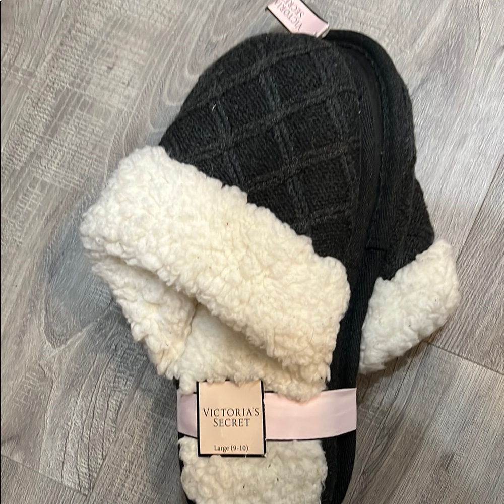 Victoria's Secret Black and White Slippers